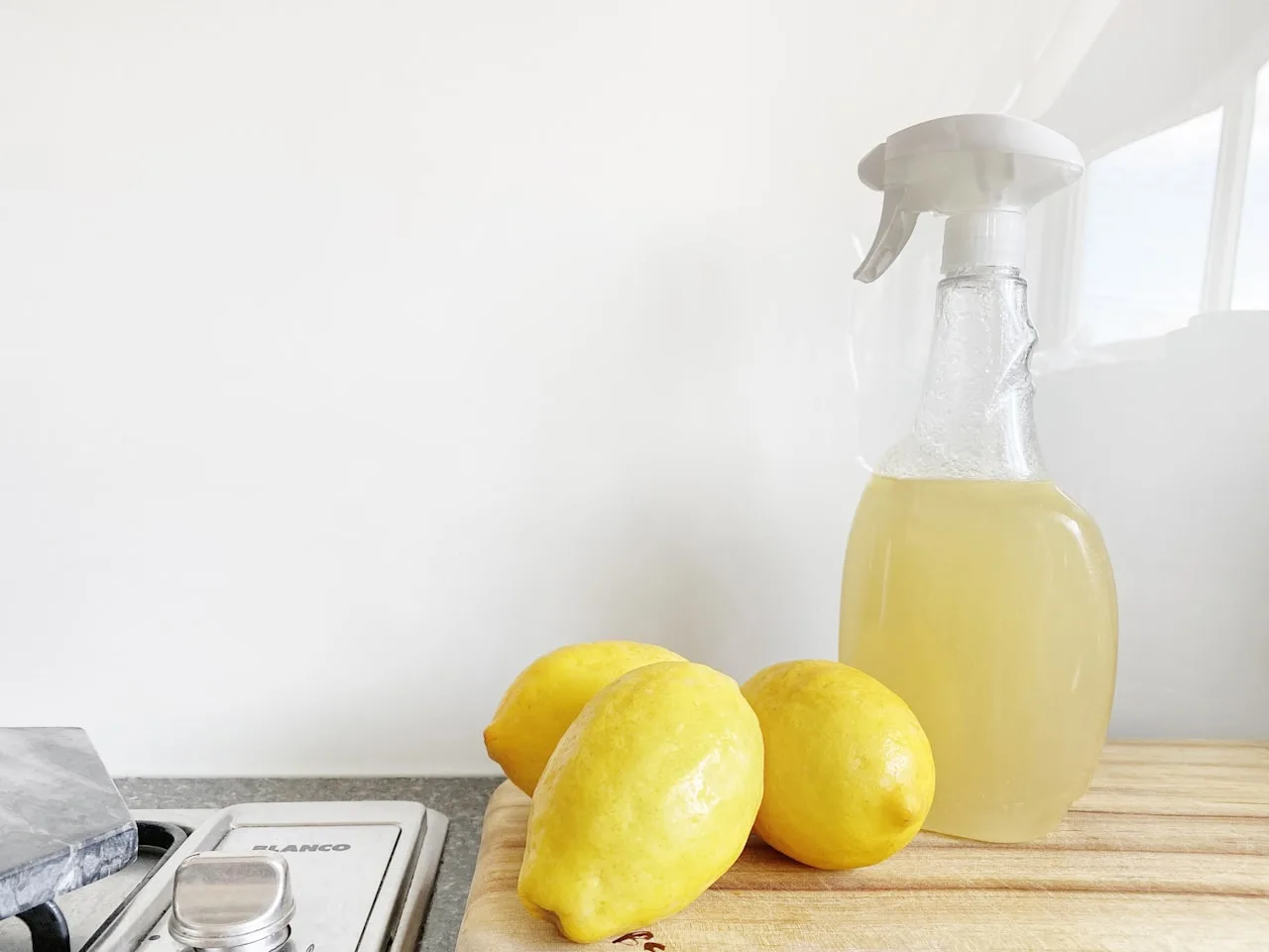 Citron och ättika som enkel hemmametod, illustrativ bild